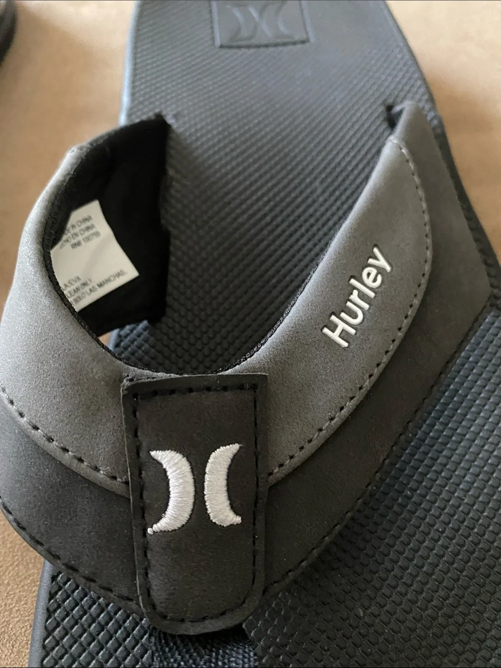Hurley Men’s Black/Gray Flip Flop Sandals